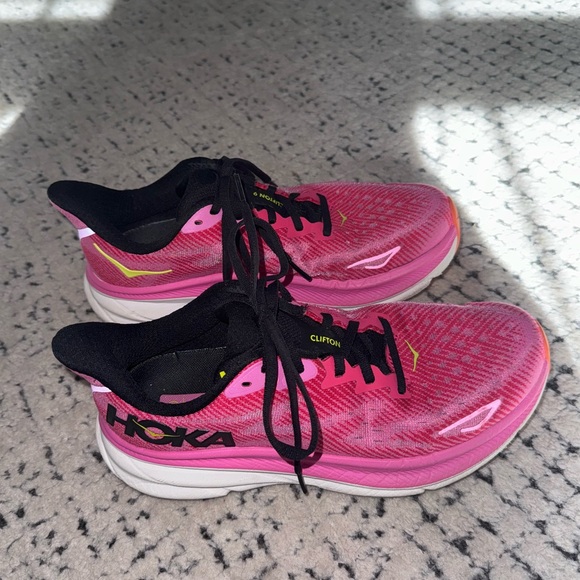 Hoka Shoes - Women’s hoka Clifton